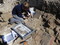 Dépose des enduits peints provenant de vestiges antiques balnéaires, découverts à Yenne (Savoie) en 2023.  