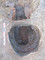 Four de potier gallo-romain, Barrou (Indre-et-Loire), 2013.La chambre de chauffe comporte un ressaut aménagé sur ses bords pour soutenir la sole. Une partie du laboratoire est encore en élévation. Le diamètre du four atteint 80 cm.