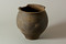 Pot à cuire en céramique commune sombre utilisée comme urne cinéraire, courant du Ier s. de notre ère, Saint-Marcel (Indre), 2007.